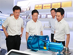 深圳市委书记何礼一行莅临运机集团调研
