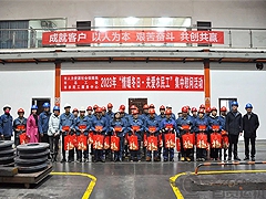 深圳市人社局、总工会、农民工服务中心，走进运机集团总装车间慰问农民工